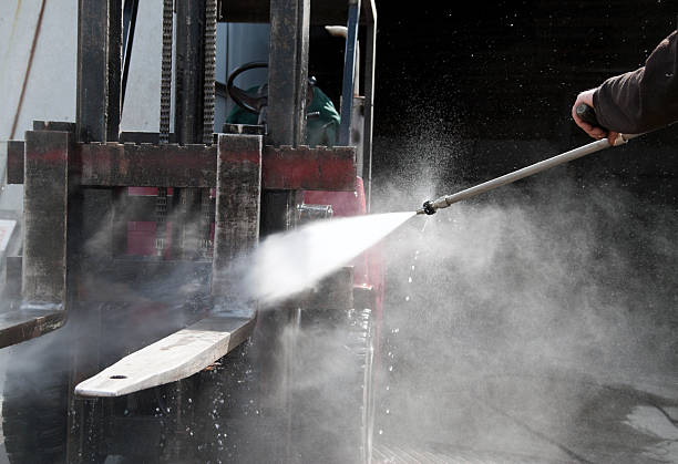 Best Dumpster Area Cleaning  in Speedway, IN